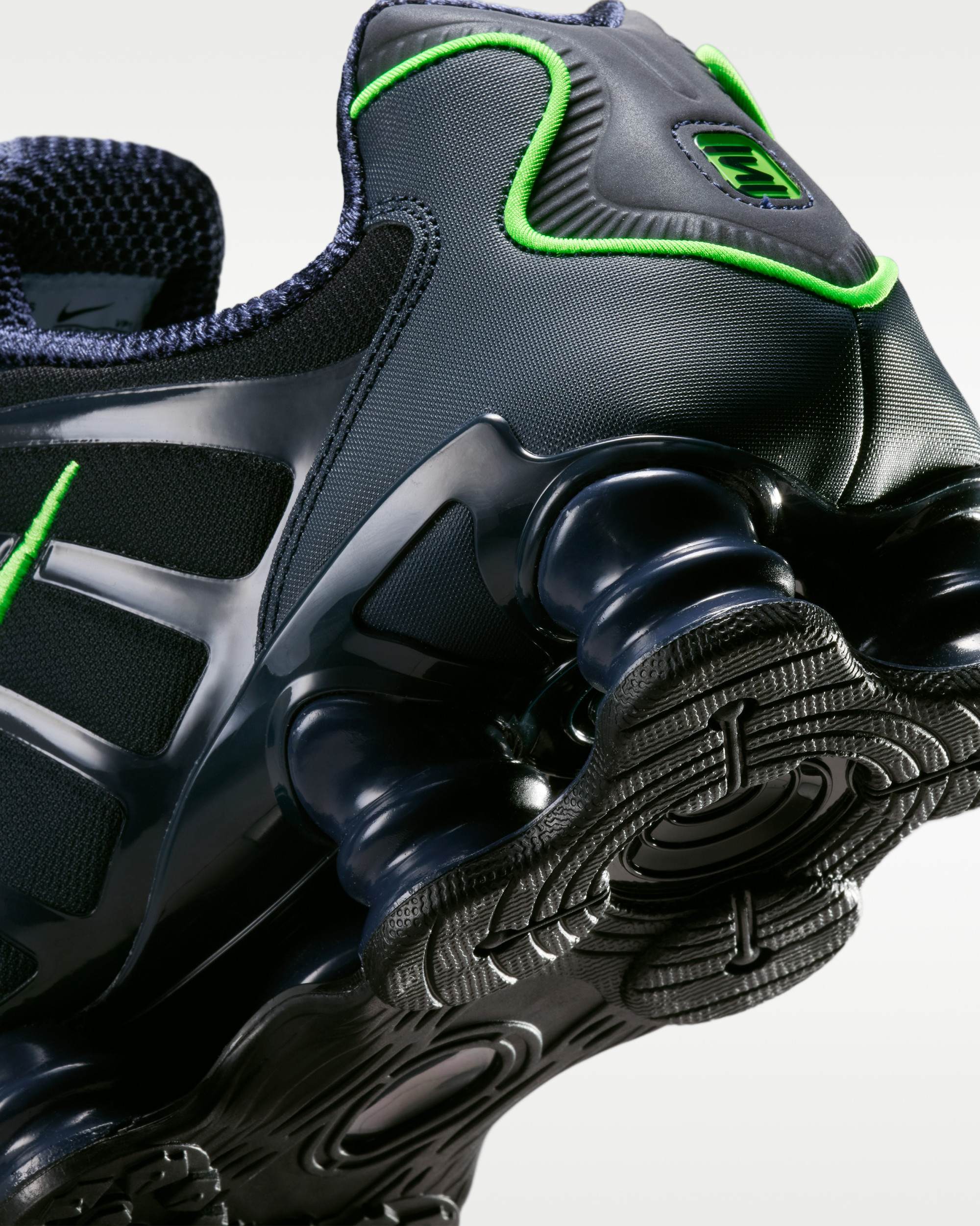 Кросівки Nike SHOX TL AV3595-402