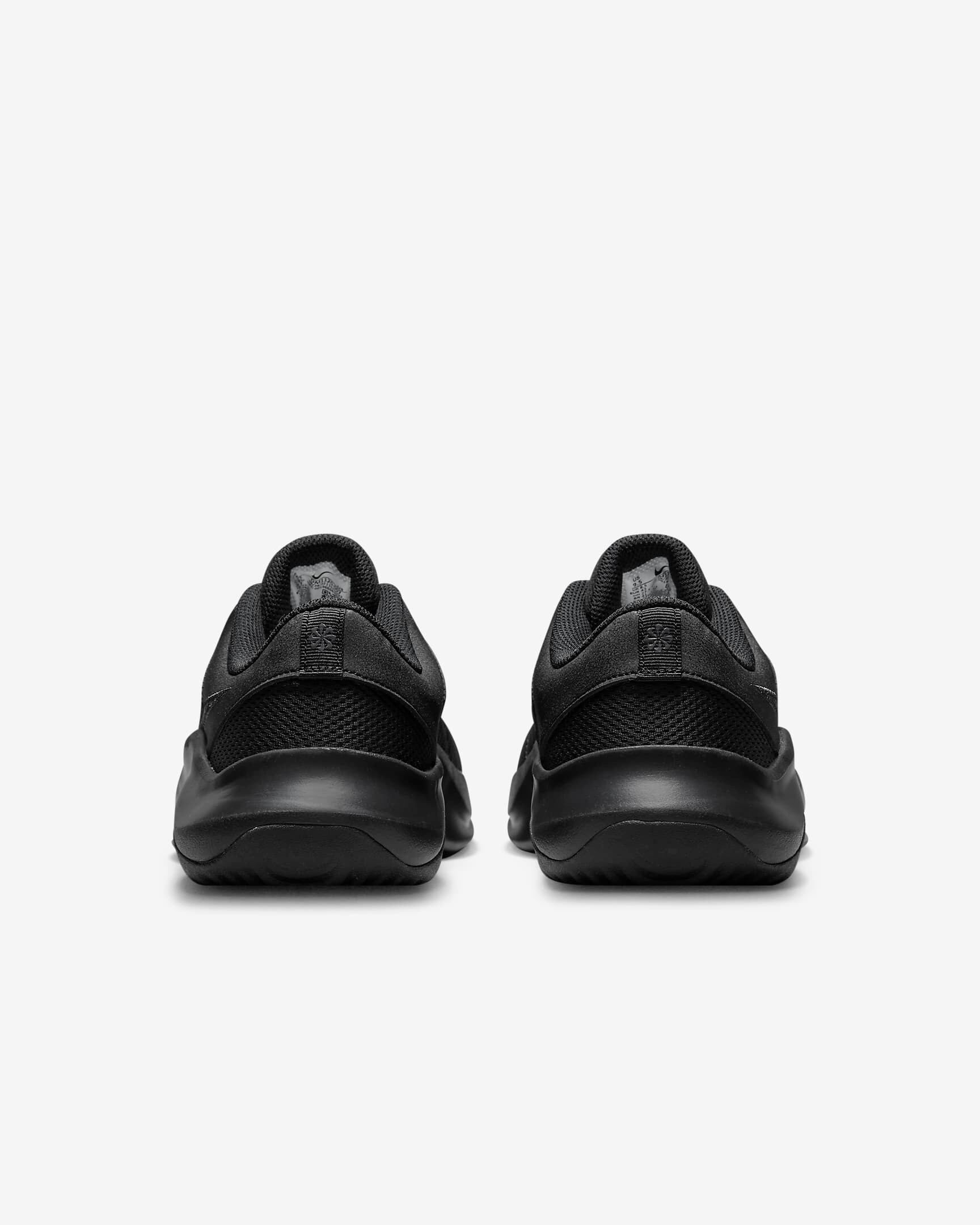 Кросівки Nike Legend Essential 3 Next Nature DM1120-007