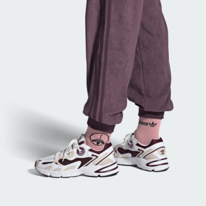 Кросівки жіночі Adidas Astir IE6986