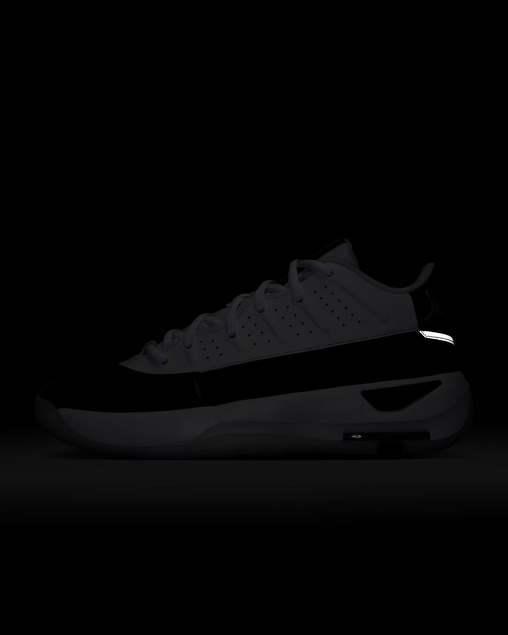 Кросівки Jordan MAX AURA 7 HQ2091-100