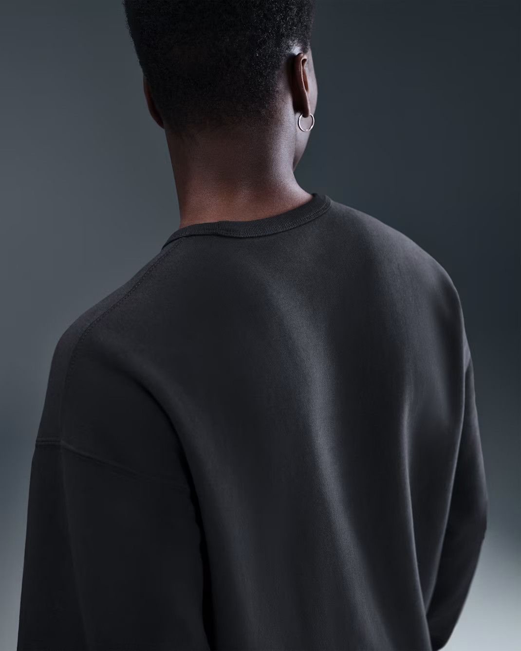 Світшот чоловічий Nike Solo Swsh Crew Black HV1086-010