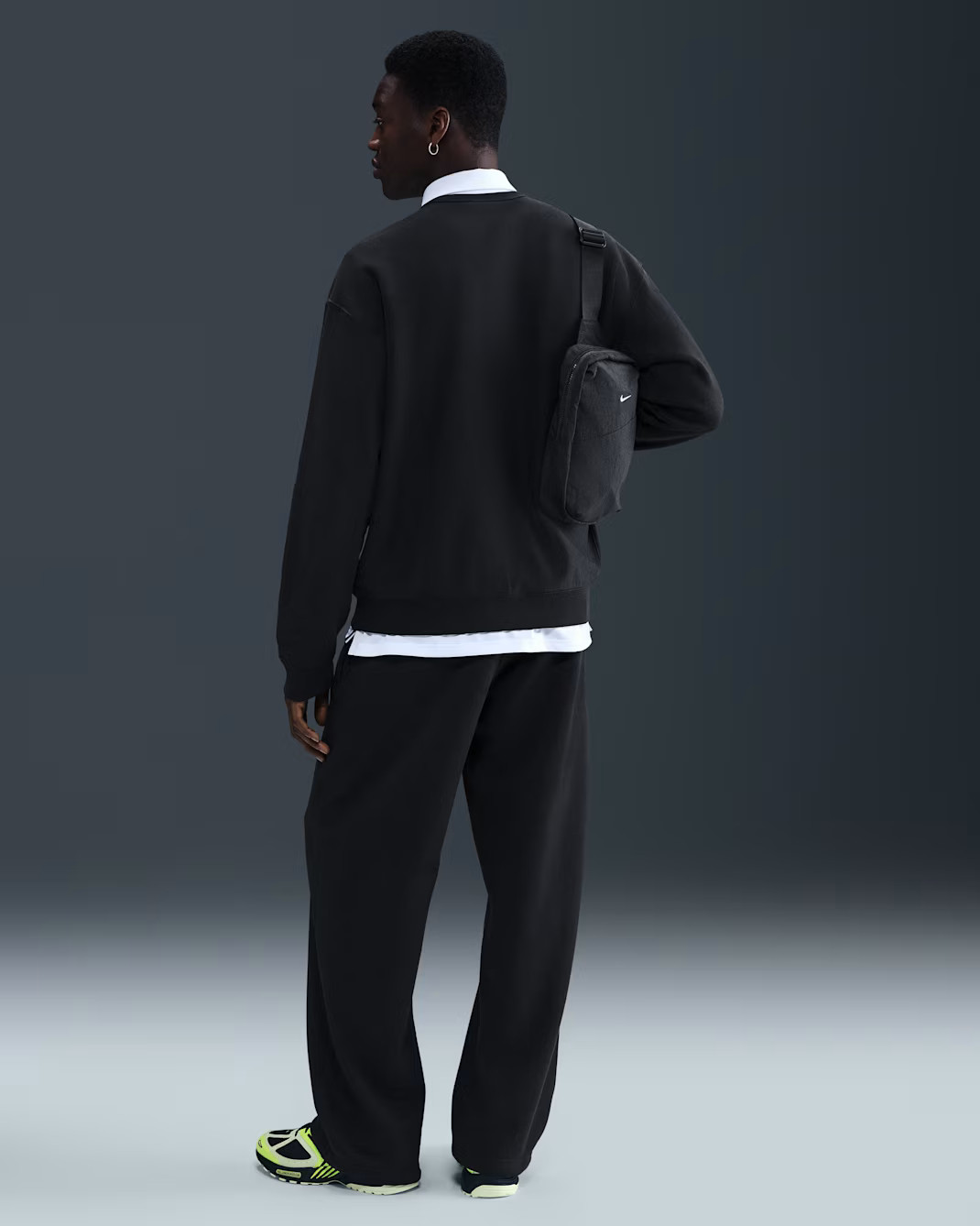 Світшот чоловічий Nike Solo Swsh Crew Black HV1086-010