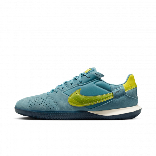 Бутси Nike STREETGATO DC8466-004