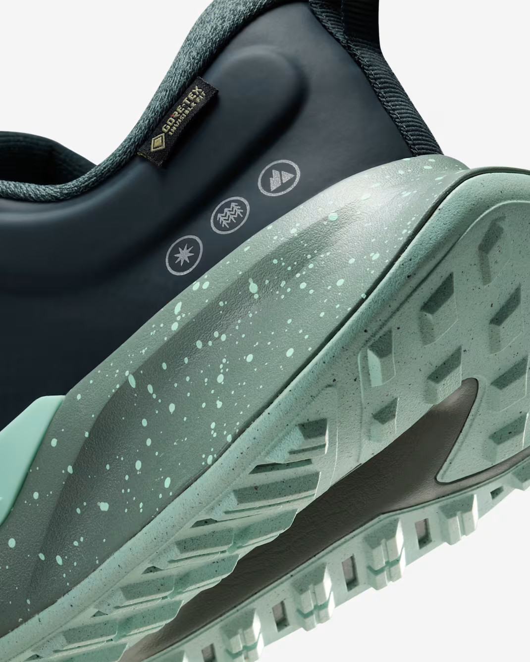 Кросівки Nike JUNIPER TRAIL 2 GTX V2 HM9734-302