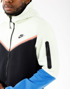 Кофта Nike M NSW TCH FLC HOODIE FZ WR CU4489-303