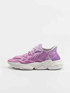 Кросівки adidas Ozweego Tech Q47253