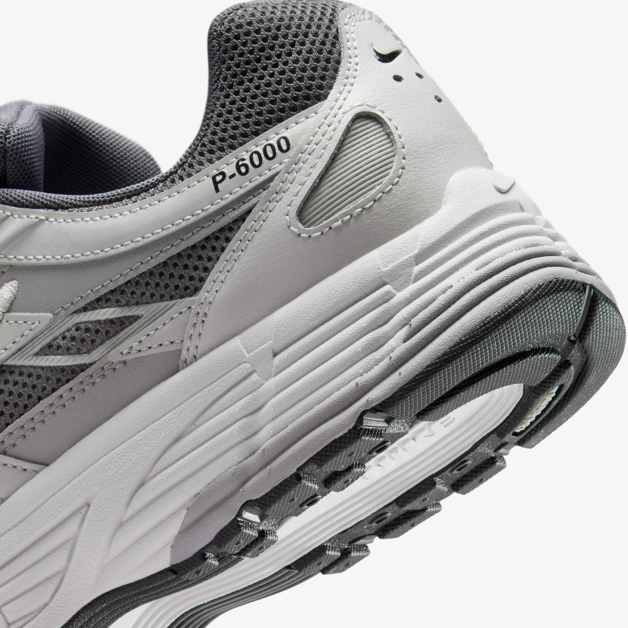 Кросівки Nike P-6000 CD6404-031