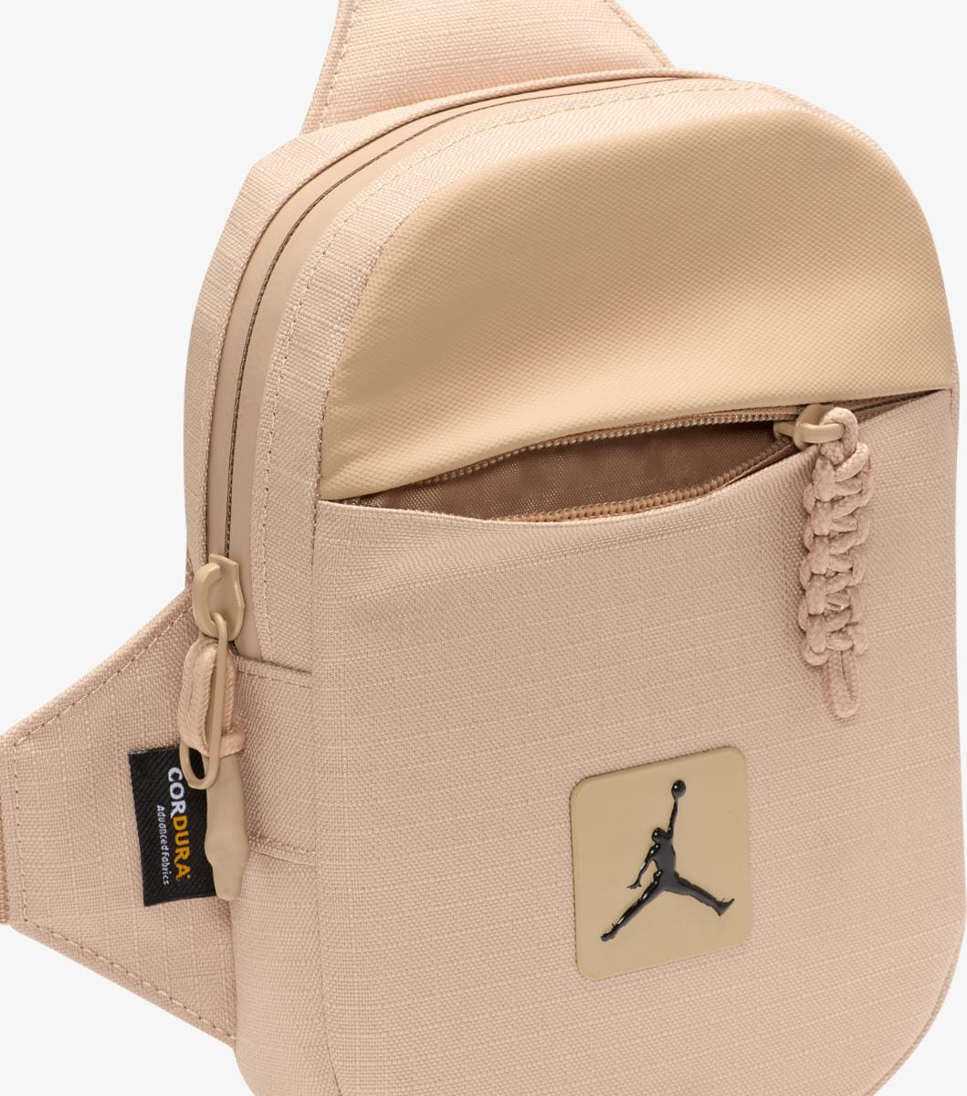 Сумка через плече Nike Jordan JAM FRANCHISE HIP BAG 1L бежевий Чол 21 х 14 х 4 см MA9041-XA3
