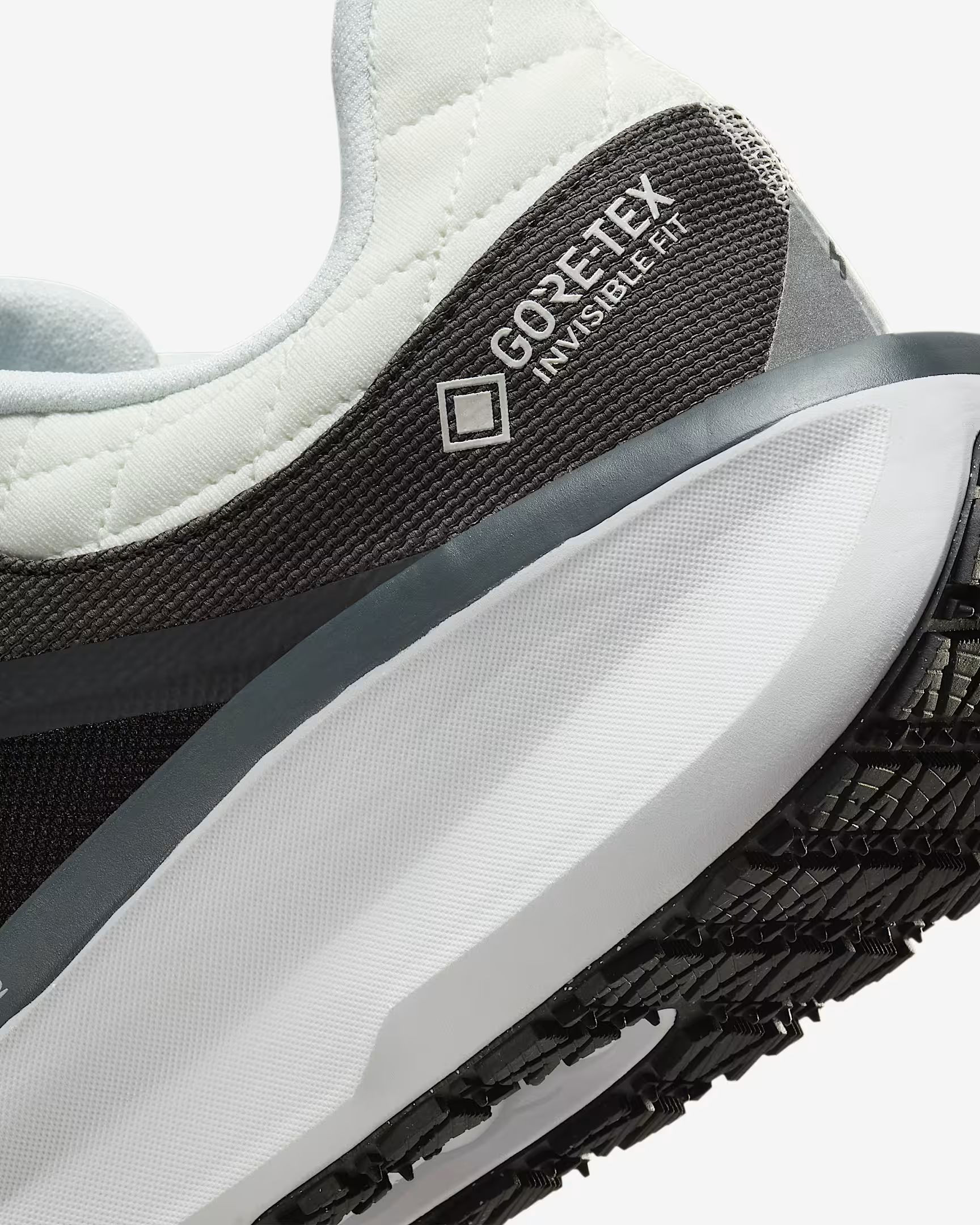 Кросівки Nike Winflo 11 Gore-Tex FQ1358-004