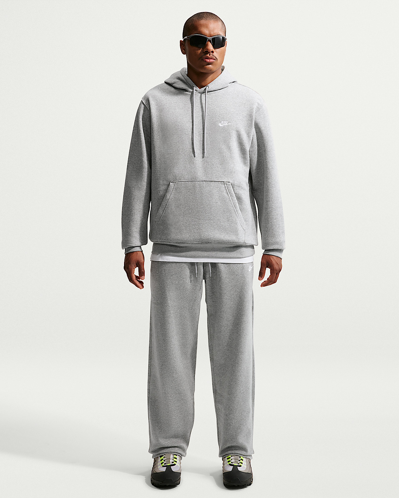 Штани Nike M CLUB BB OH PANT FN3730-063