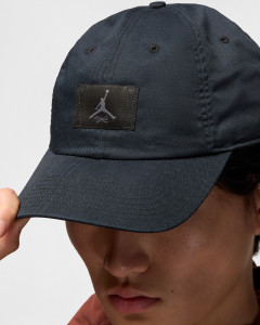 Бейсболка Jordan CLUB CAP US CB FLT PATCH FD5181-014