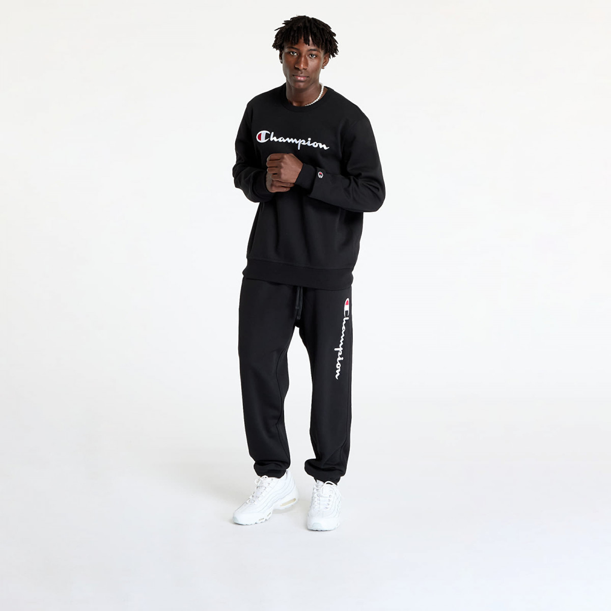 Толстовка CREWNECK SWEATSHIRT 220254-KK001 Champion L Чорний 220254-KK001
