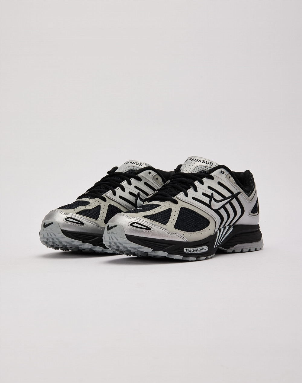 Кросівки чоловічі Nike Air Pegasus 2005 HQ5403-001 41 HQ5403-001