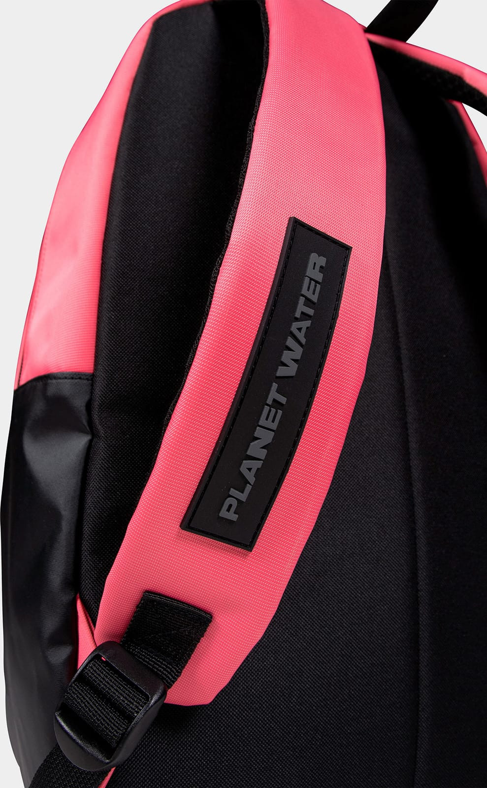 Рюкзак Arena ONE GO BACKPACK 30L рожевий 45 х 31 х 18 см (010226-220) 010226-220