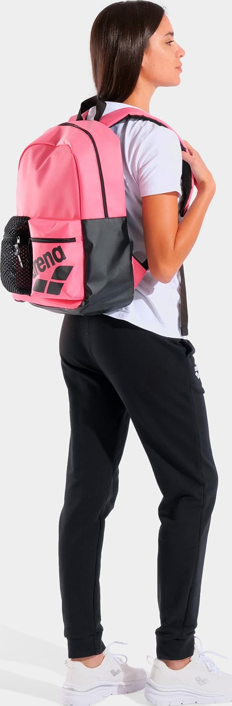 Рюкзак Arena ONE GO BACKPACK 30L рожевий 45 х 31 х 18 см (010226-220) 010226-220