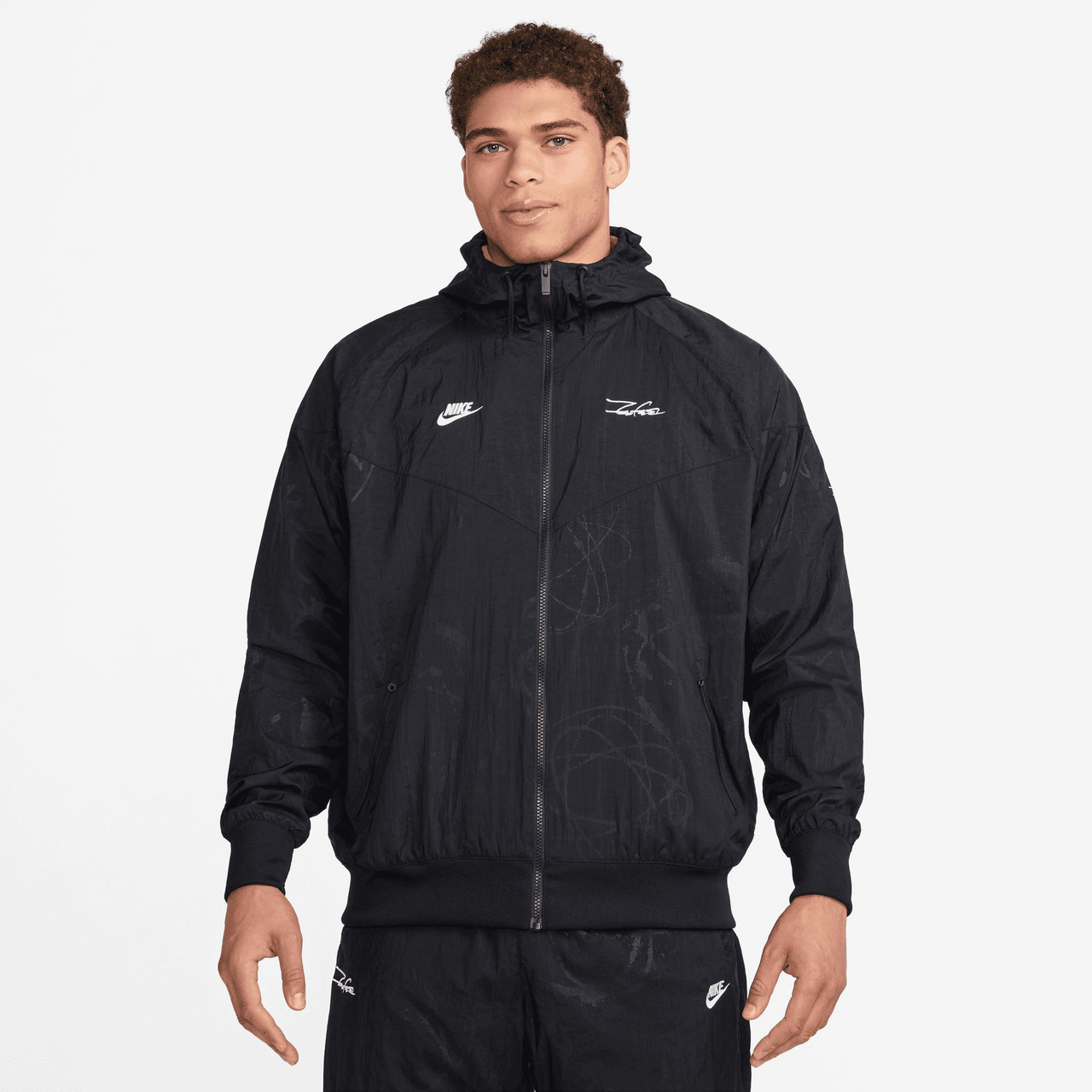 Вітровка NIKE M NSW BREAKING LND WR JKT HF7820-010