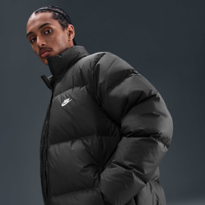 Куртка Nike M TF CLUB PUFFER JACKET 650 IB2975-010