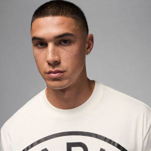 Футболка Jordan Paris Saint-Germain T-Shirt HV3411-133