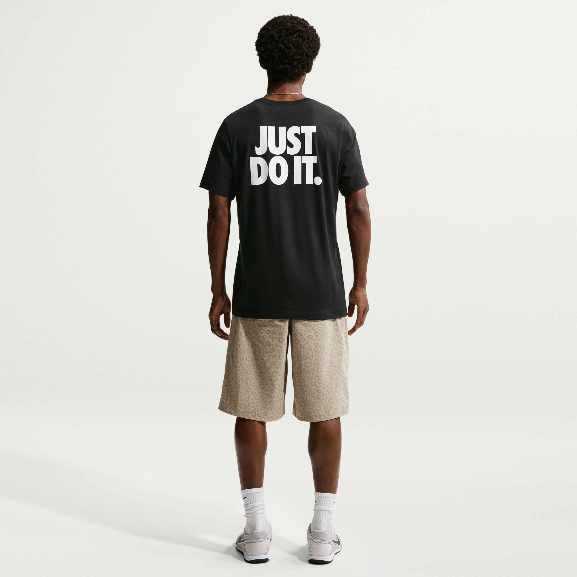 Футболка Nike U NSW TEE STD JDI IR4972-010
