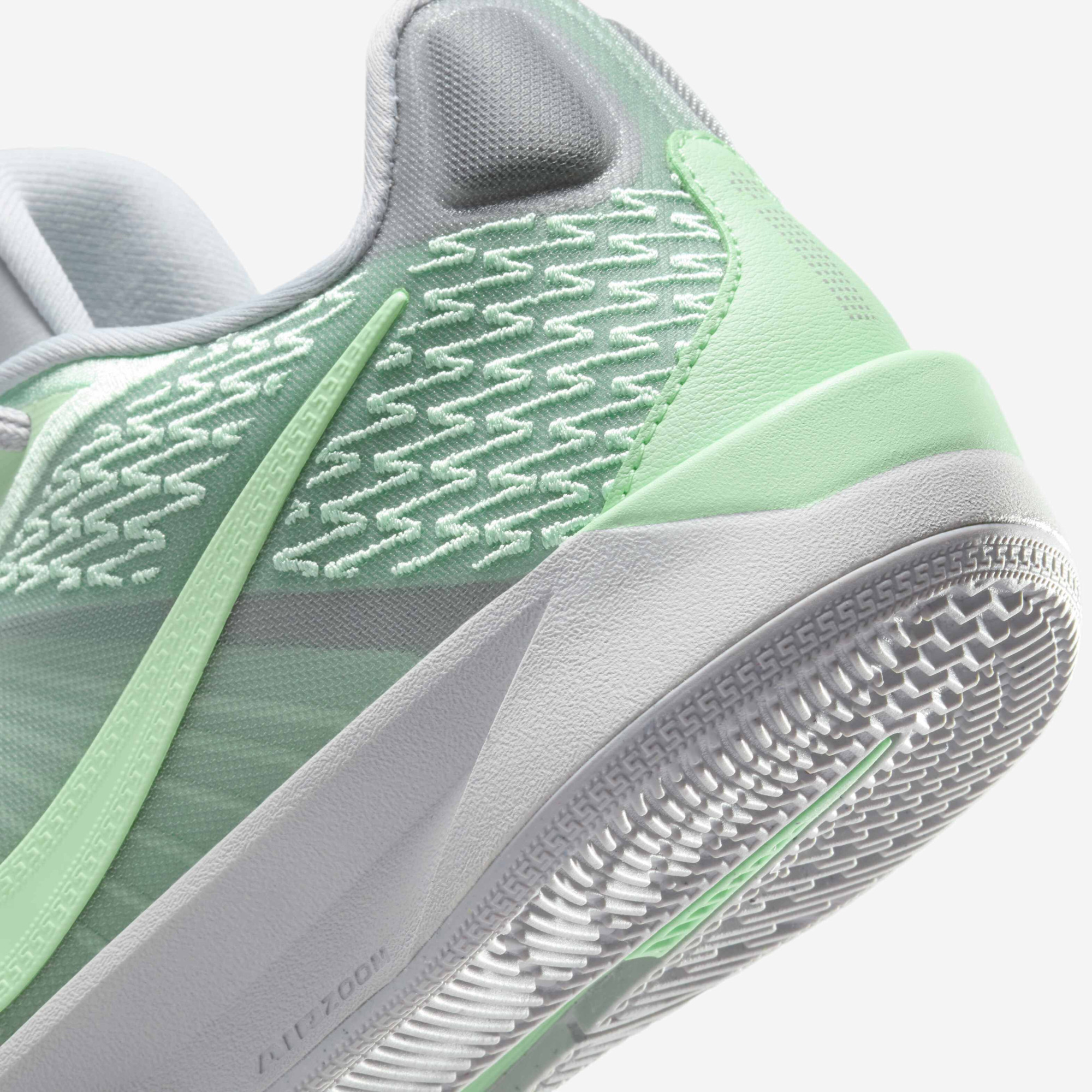 Кросівки Nike Sabrina 2 FQ2174-004