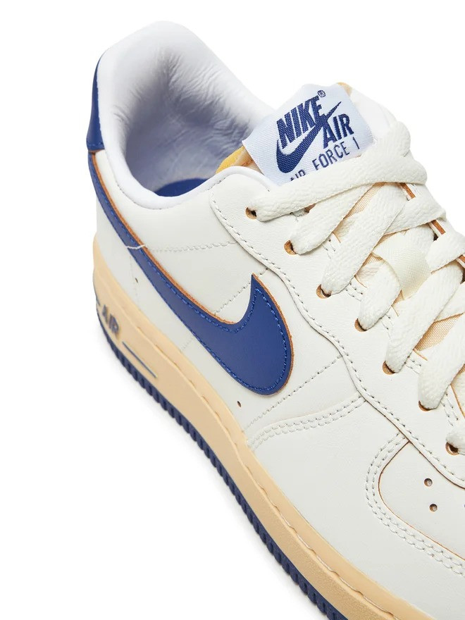 Кросівки Nike Air Force 1 FQ8103-133