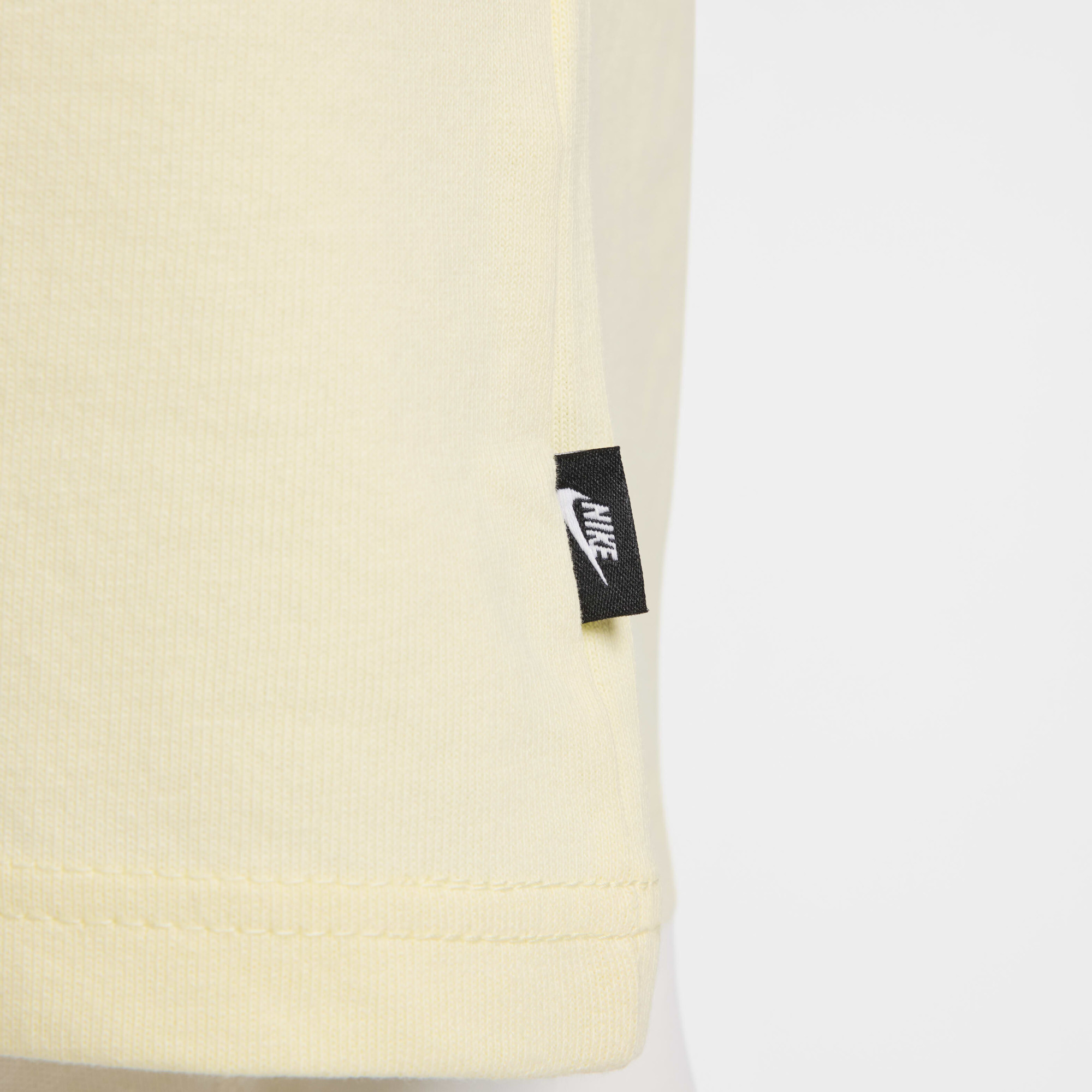 Футболка чоловіча Nike Premium Yellow DO7392-744