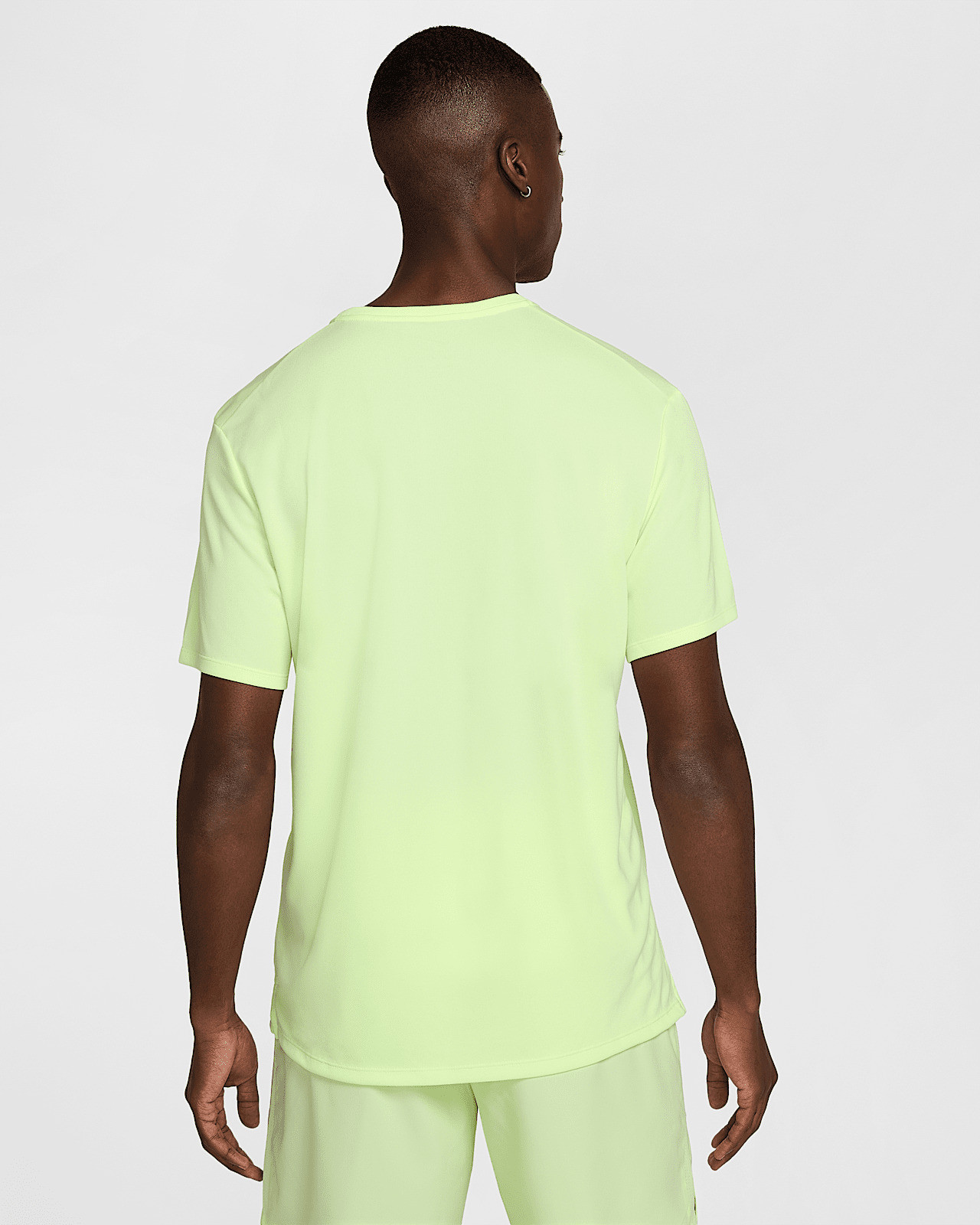 Футболка чоловіча Nike Run Energy Miller Green HJ3564-701