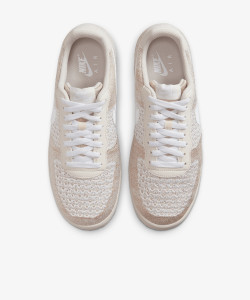 Кросівки чоловічі Nike Air Force 1 Flyknit 2.0 Beige IB7675-001