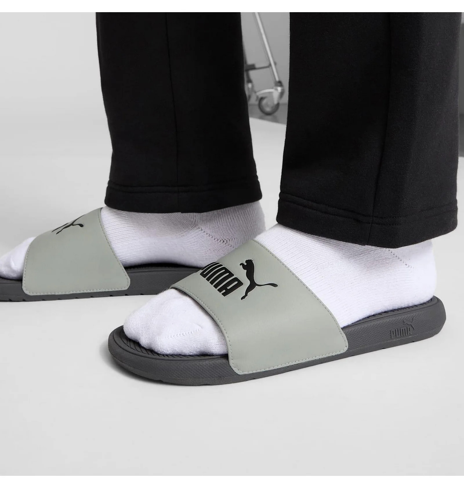 Тапочки жіночі Puma WomenS Cool Cat 2.0 389110-26