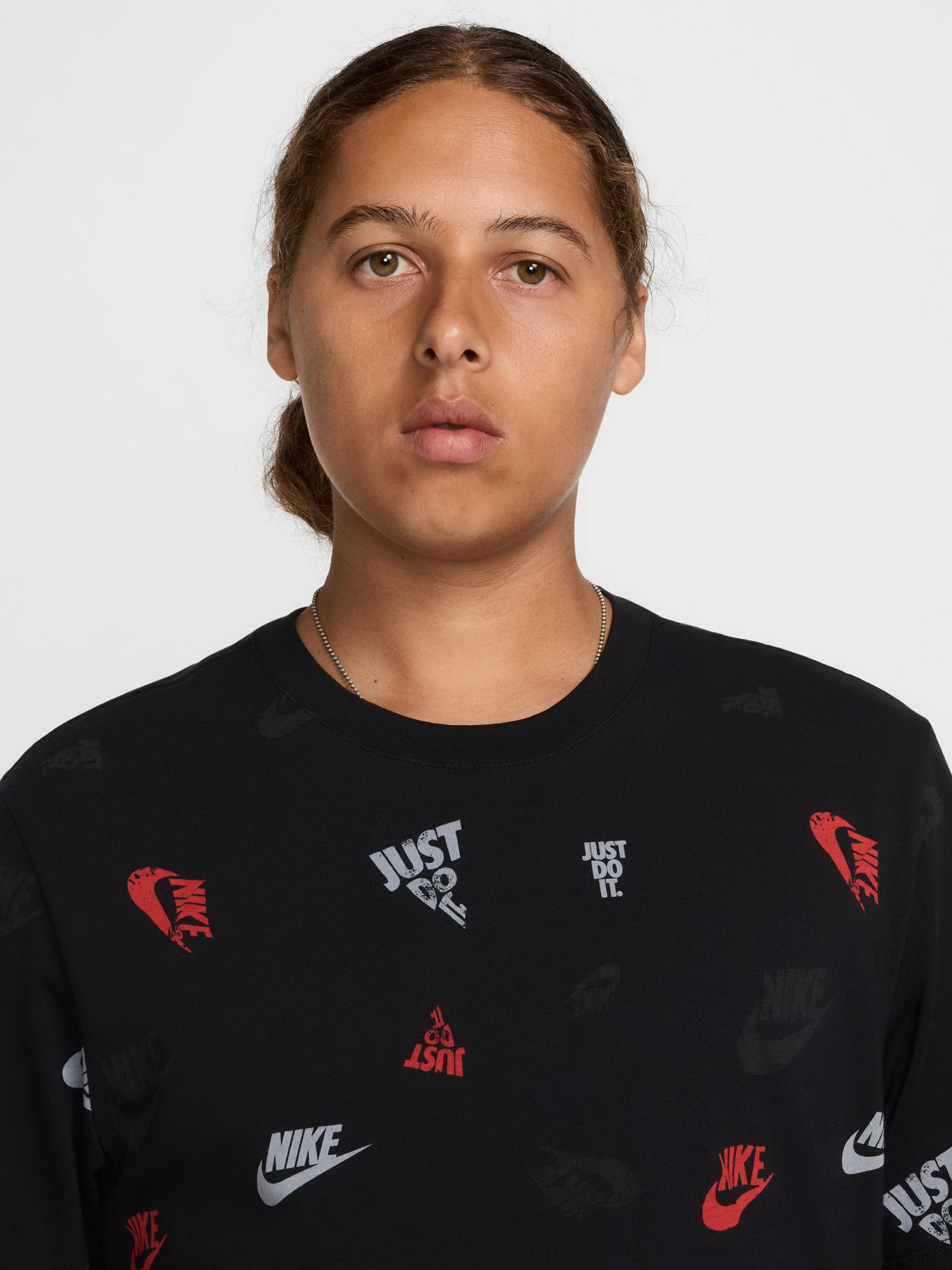 Футболка Nike M NSW TEE 12MO AOP SP25 HJ0561-010