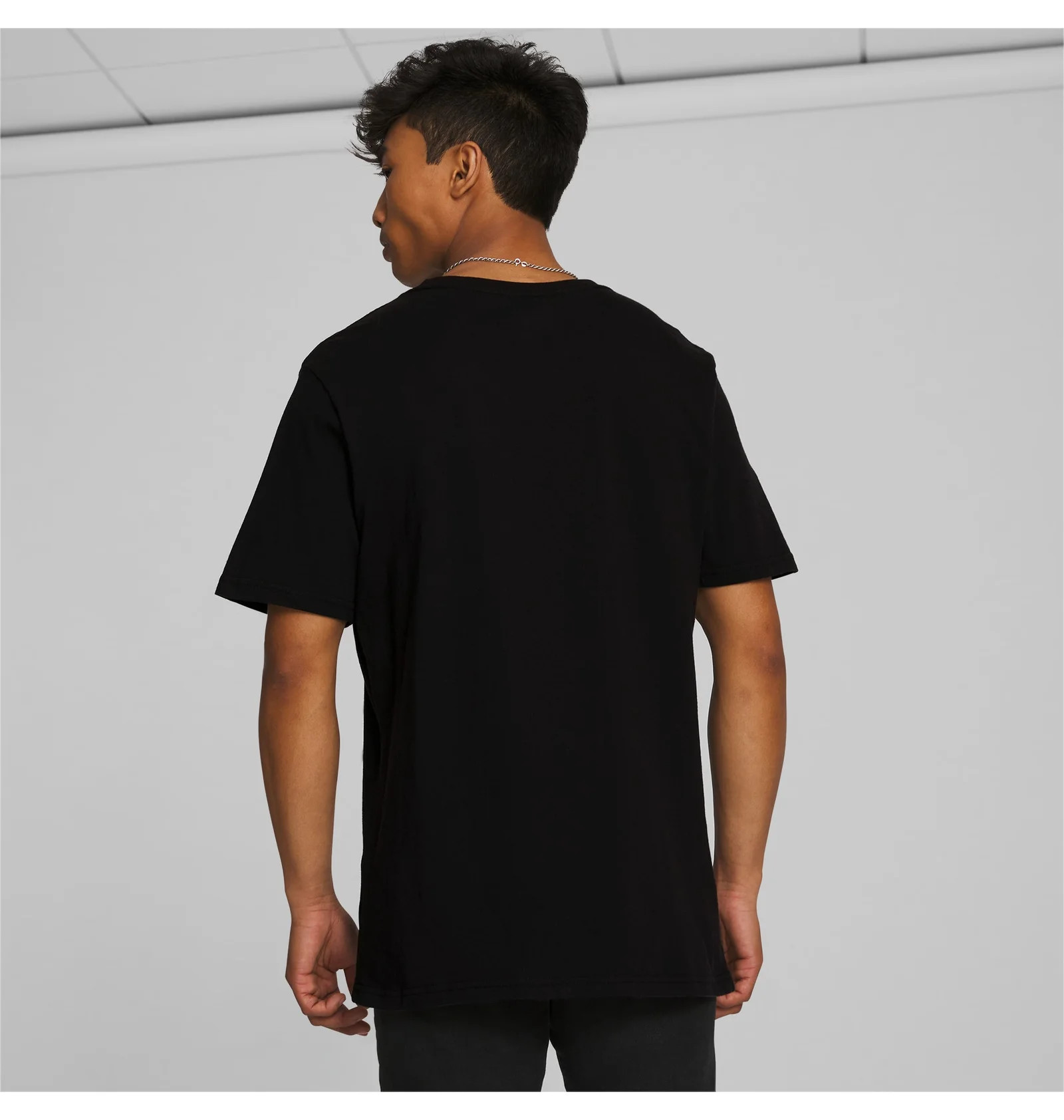 Футболка Puma Classics Logo Tee Black 533253-01