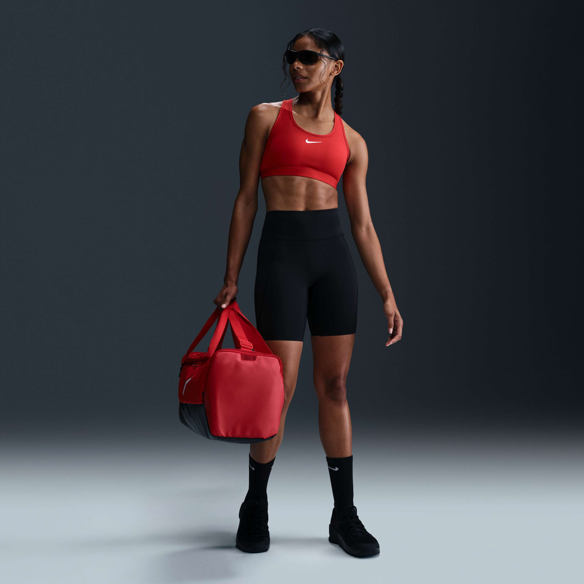 Шорти Nike W DF UNVRSA HR 8IN SHRT PKT HQ6823-010