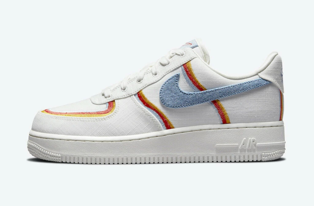 Кросівки W Nike AIR Force 1 07 DJ4655-133