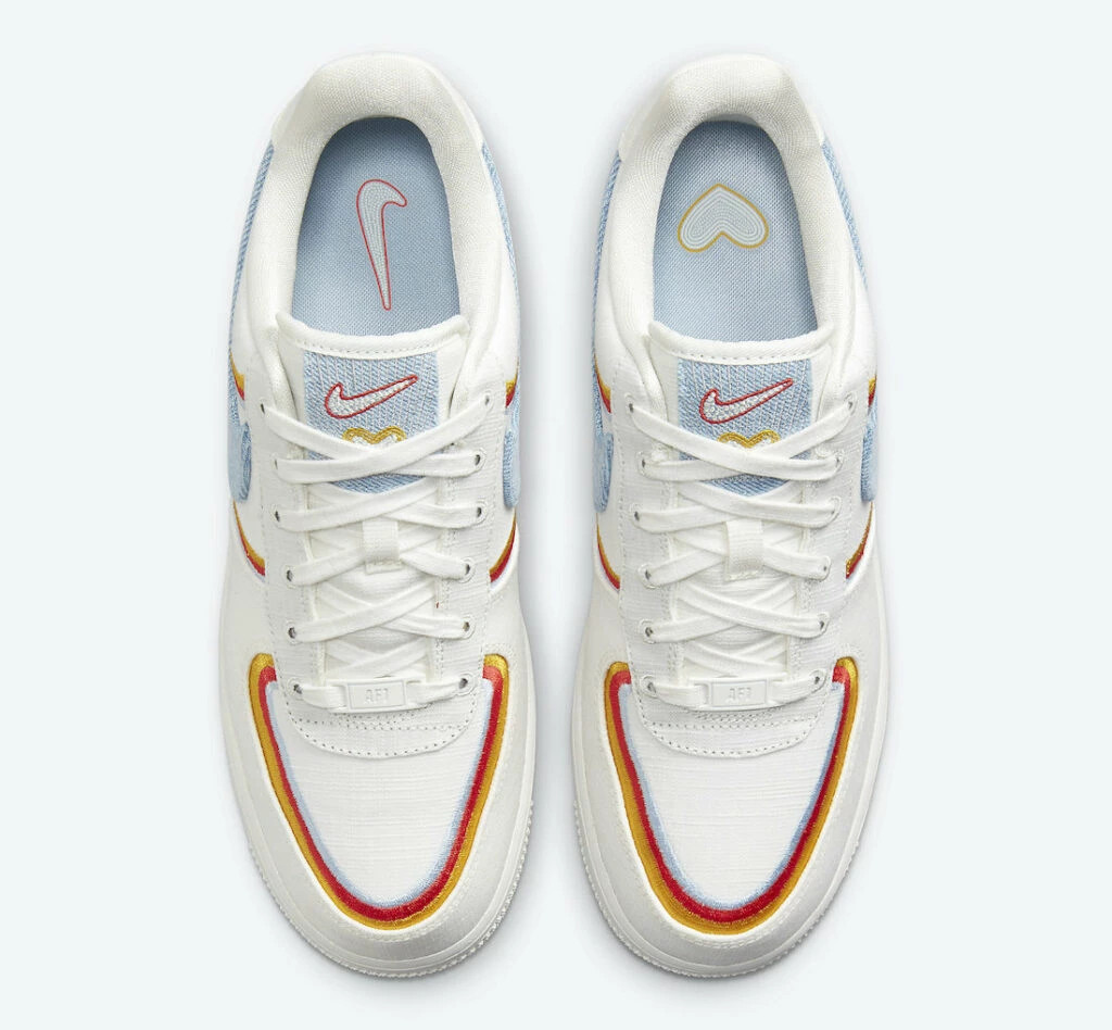 Кросівки W Nike AIR Force 1 07 DJ4655-133