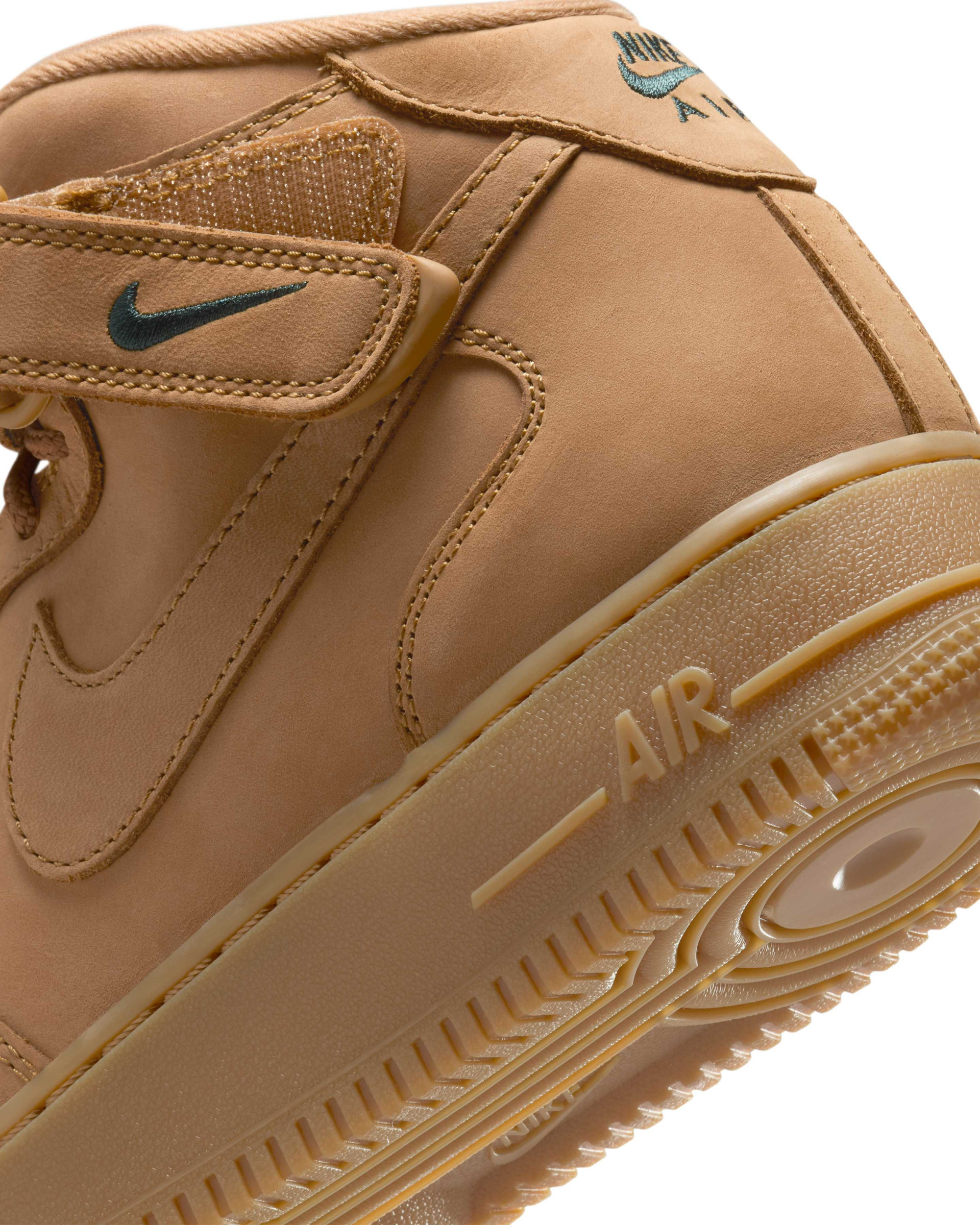 Кросівки Nike AIR FORCE 1 MID 07 PRM QS 715889-200