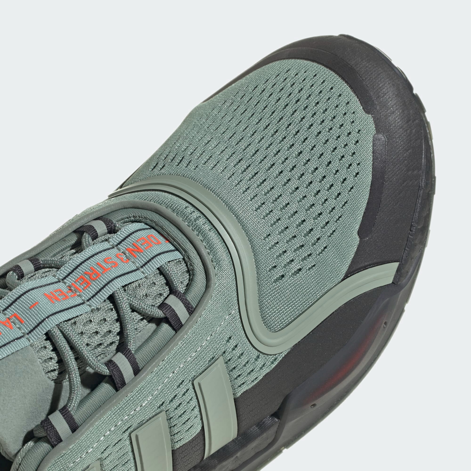 Кросівки Adidas NMD_V3 HQ4444 HQ4444