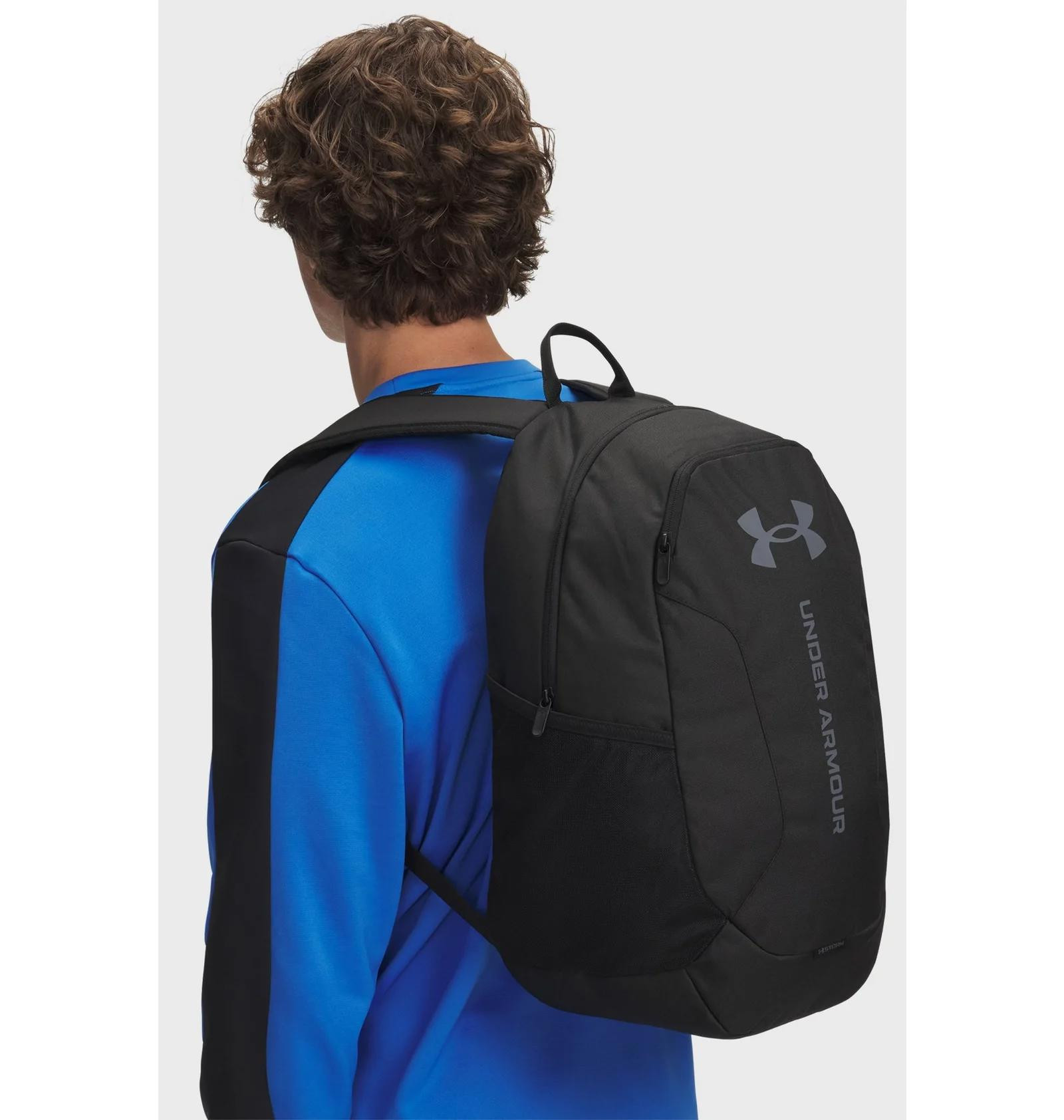 Рюкзак Under Armour Hustle Lite Backpack 26,5L чорний 31 х 47 х 17 см (6000399-001) 6000399-001