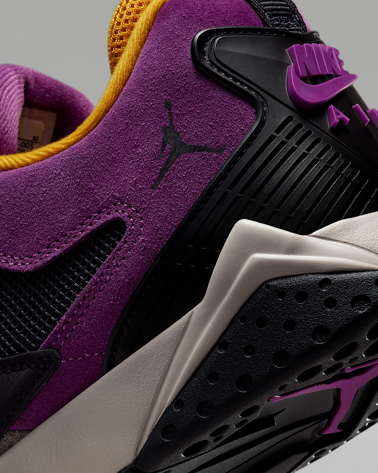 Кросівки Jordan MVP 92 “Viotech” HQ3950-005