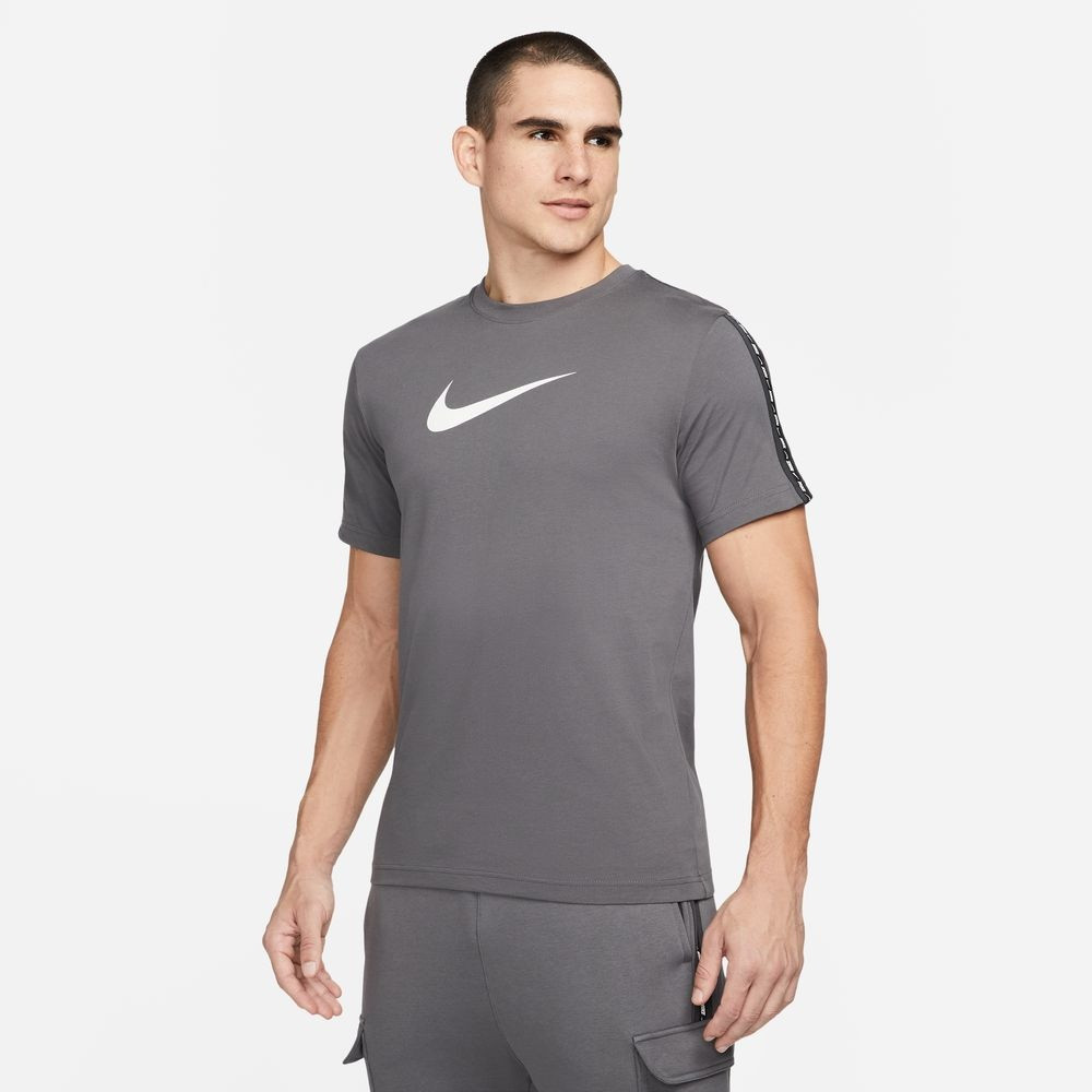 Футболка M NSW REPEAT SS TEE DM4685-068 Nike L Темно-сірий DM4685-068