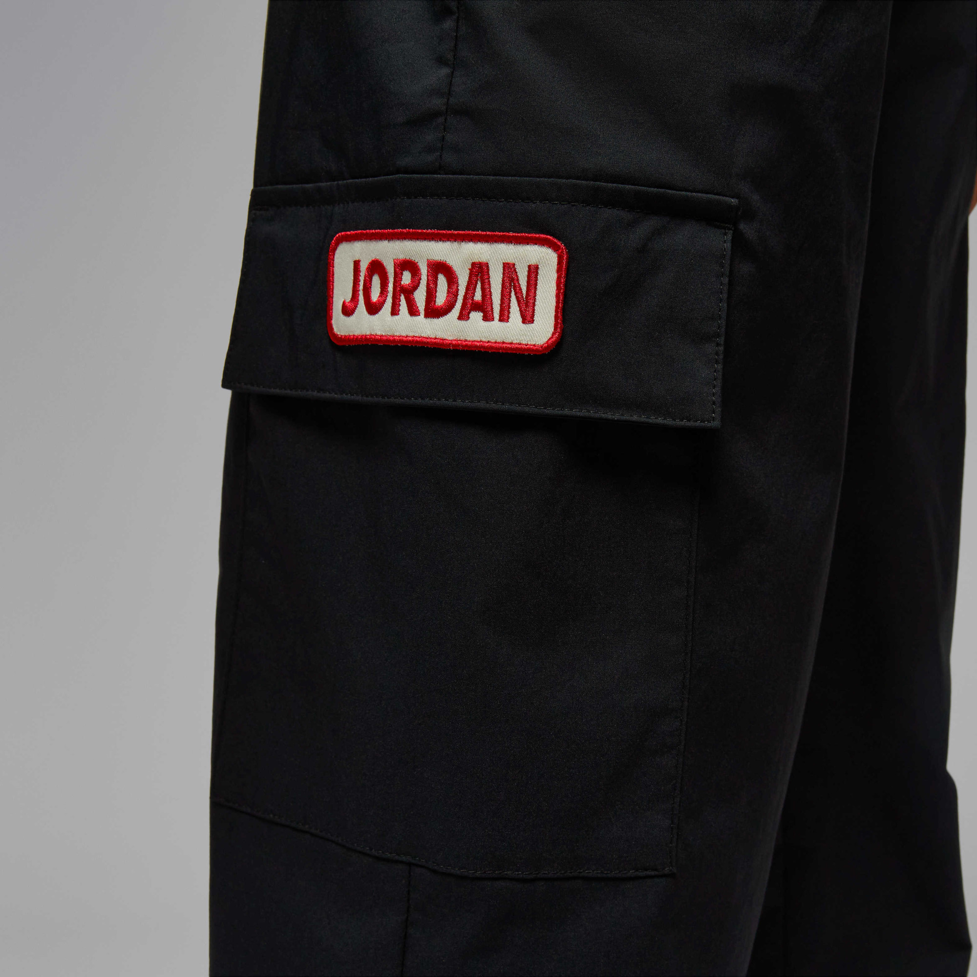 Штани NIKE deep dish woven pant 95F190-023