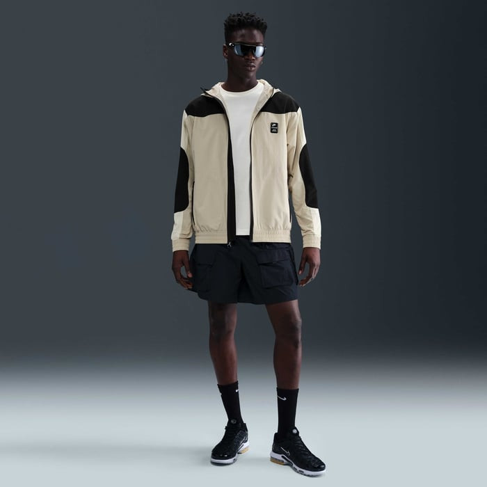 Вітровка Nike Air Max (бежева) HQ4902-253