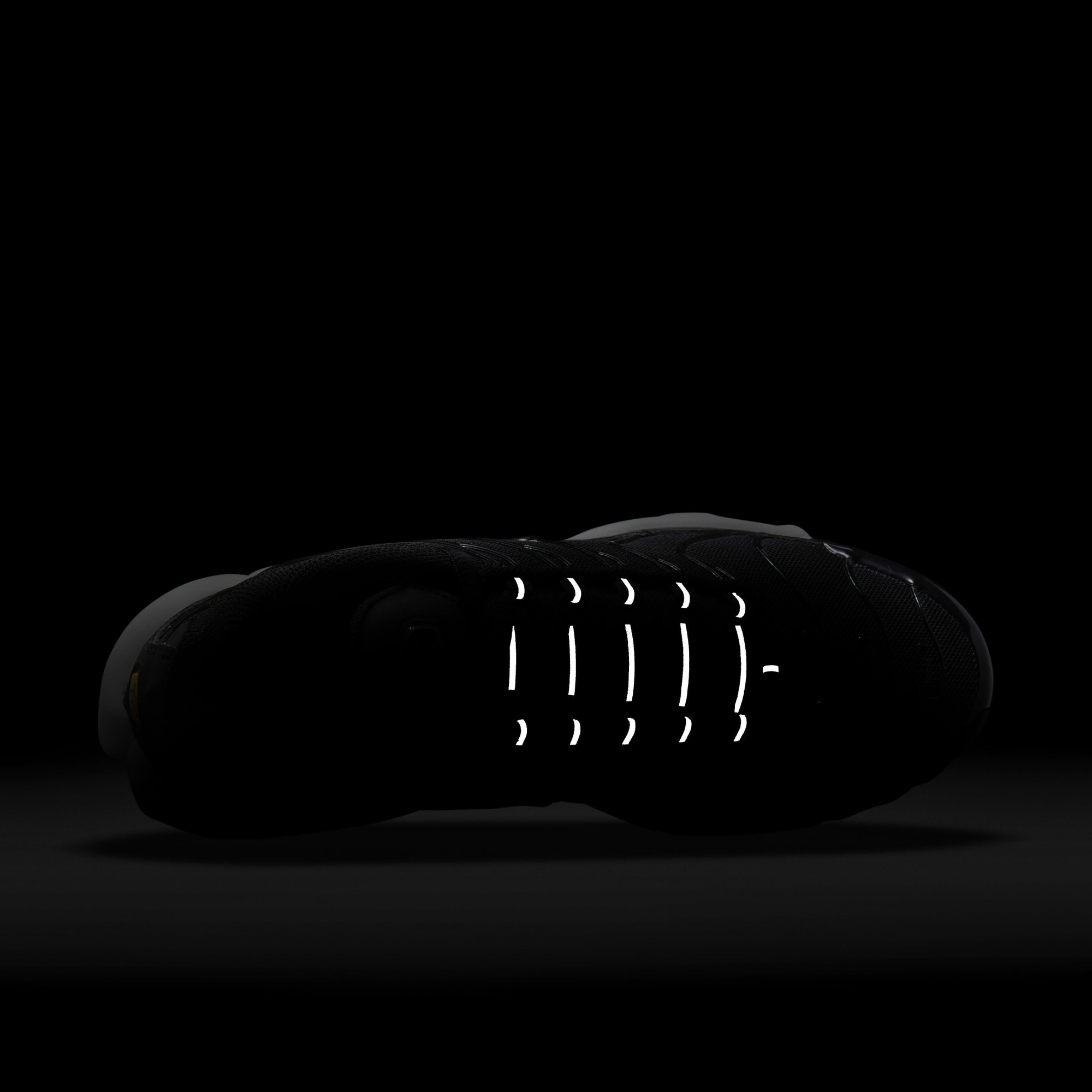 Кросівки DM2362-001 Nike DM2362-001