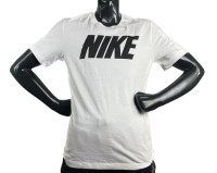 Футболка T-shirt Nike Sportswear White DX1981-100