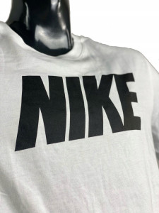 Футболка T-shirt Nike Sportswear White DX1981-100