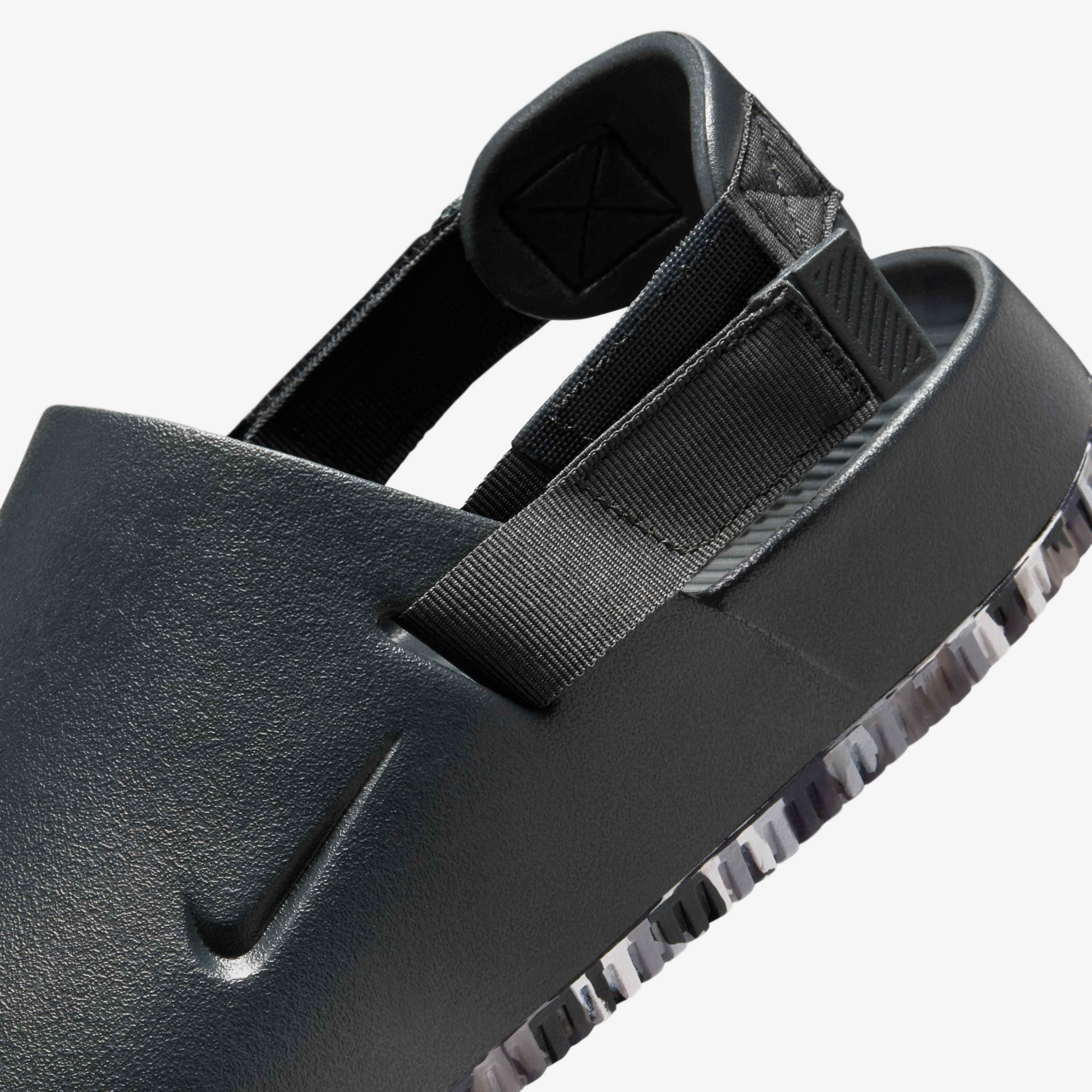 Шльопанці Nike CALM MULE FD5131-006