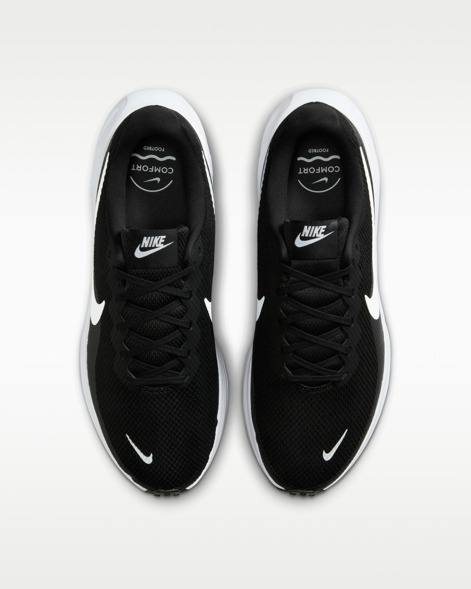 Кросівки Nike REVOLUTION 8 WIDE HQ1996-001