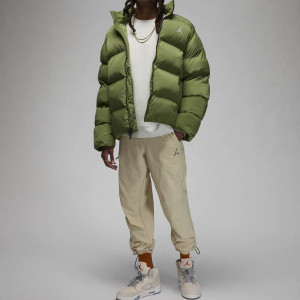 Пуховик Air Jordan Essentials Green FB7331-340