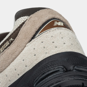 Кросівки New Balance 2002 M2002RZR