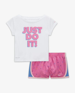 Футболка NIKE SWOOSH TEMPO TEE & SHORT SET PLAYFUL PINK 26L063-AFN