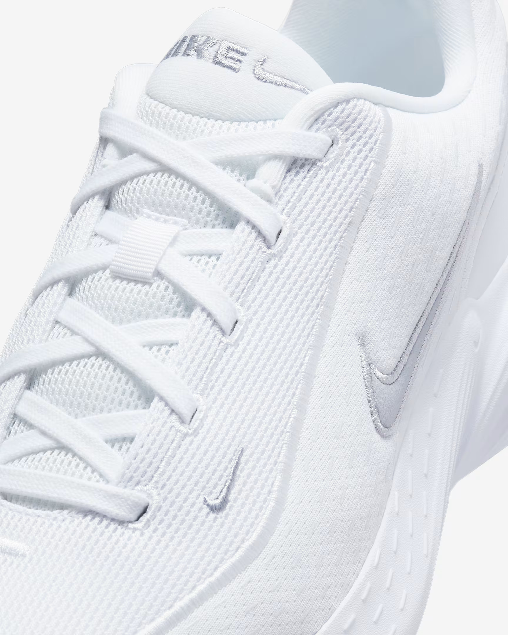 Кросівки Nike UPLIFT SC IB2765-101